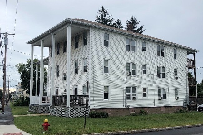 Building Photo - 573 Chicopee St