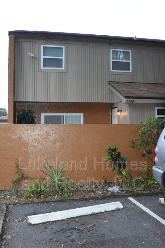 Foto del edificio - 2720 S San Gully Rd