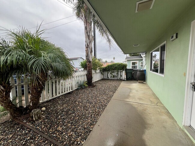 Foto del edificio - 371 Jamaica St