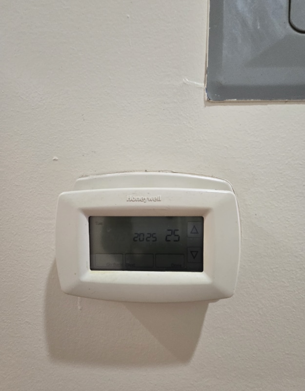 Photo - 483 Rutland Rd House