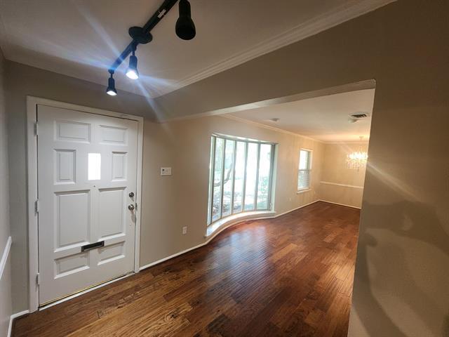 Foto del edificio - 3410 Whitehall Dr