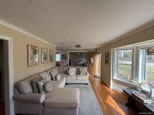 Foto del edificio - 16 Minkel Rd