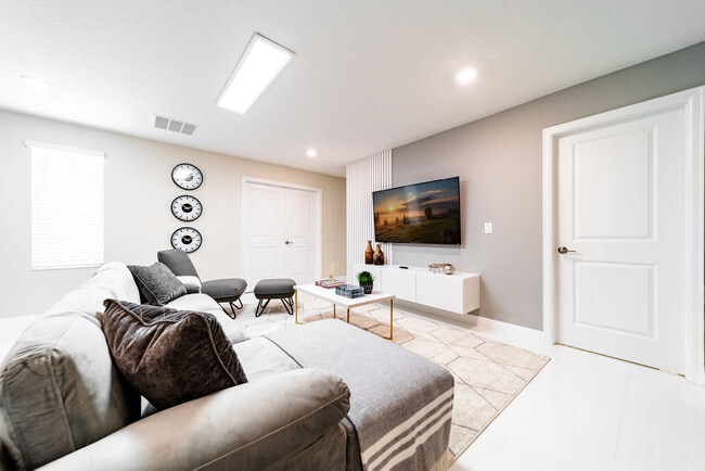 Foto del edificio - 2869 Bookmark Dr