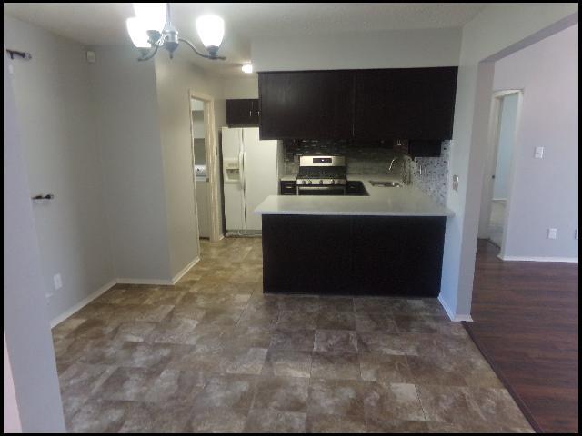 Foto del edificio - 1110 Allyson Ave