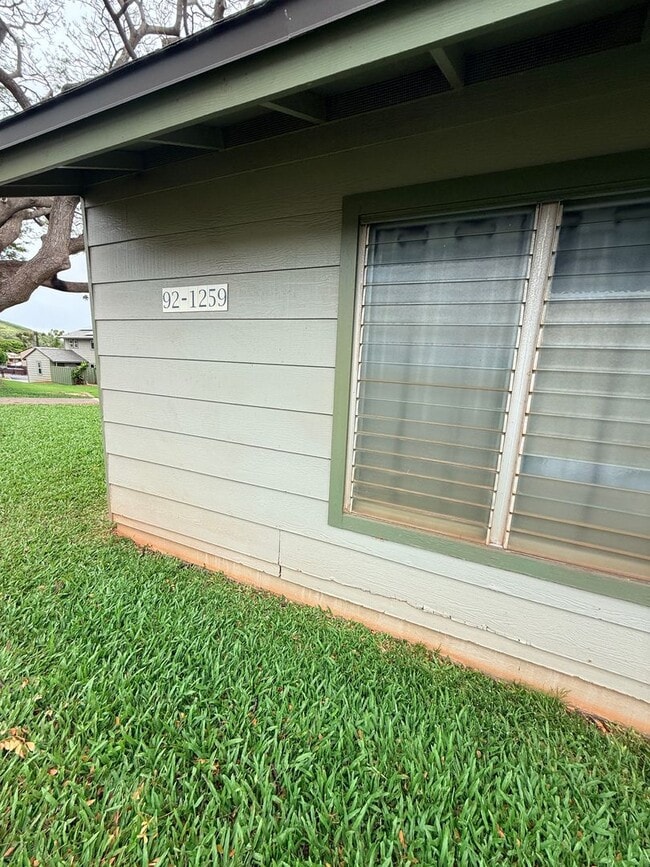 Foto del edificio - Remodeled 4/2/2 in Cool & Breezy Upper Makakilo Near Schools