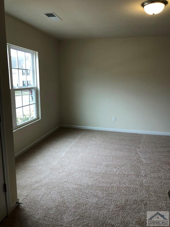 Foto del edificio - 413 O'Conner Blvd