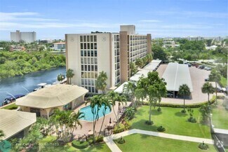 Building Photo - 1627 Riverview Rd