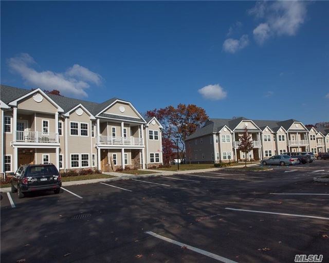 3025 Sunrise Hwy Unit 9, Islip Terrace, NY 11752 Apartment for Rent