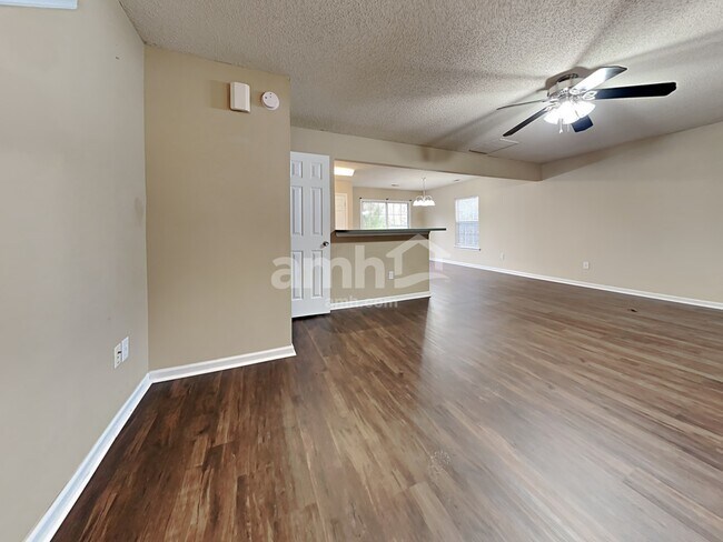 Foto del edificio - 526 Beverly Drive