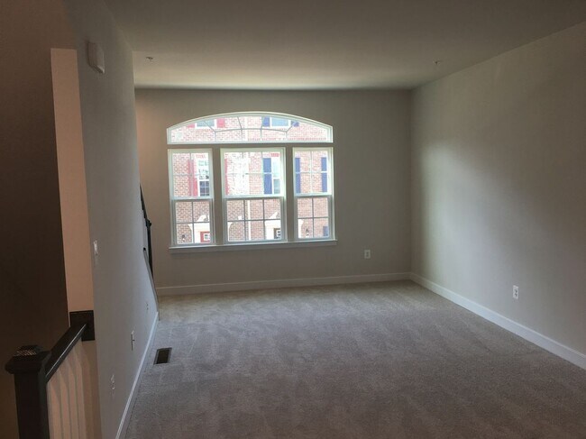 Foto del edificio - 8134 Miner St