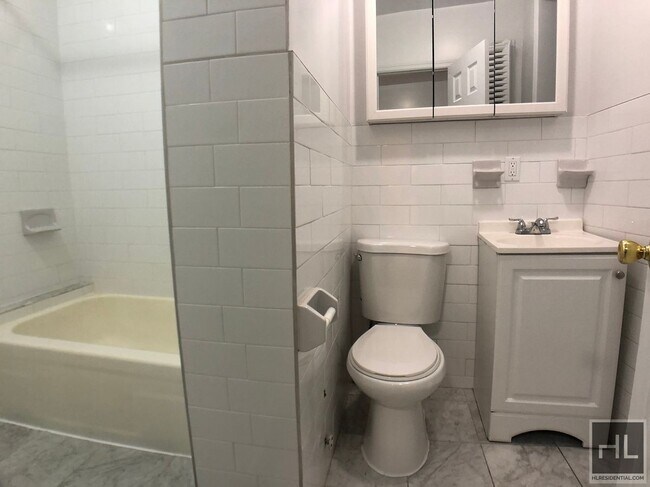 Foto del edificio - YORK AVENUE