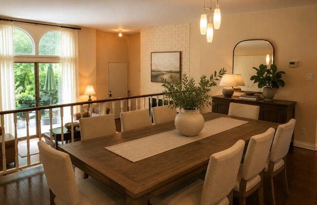 Dinning Area - 5266 Lindley Ave