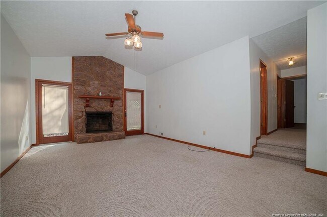 Building Photo - 4463 Briton Cir