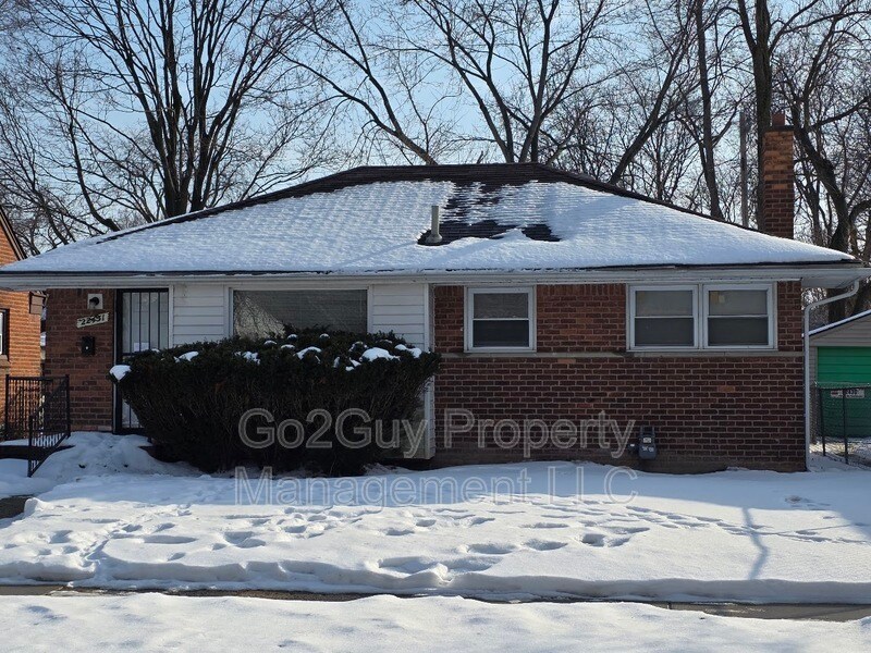 Building Photo - 22431 Lyndon St