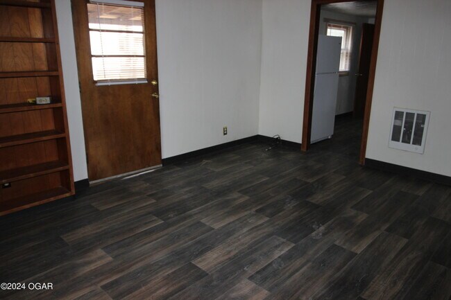 Building Photo - 201 S 9th St