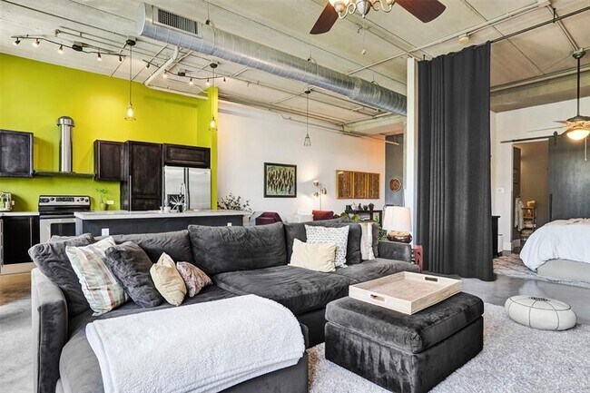 Foto del edificio - 425 N Andrews Ave
