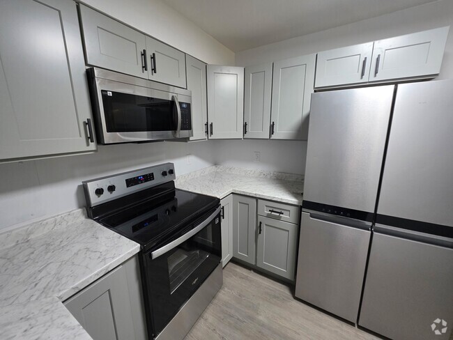 Building Photo - Riverside Apartments