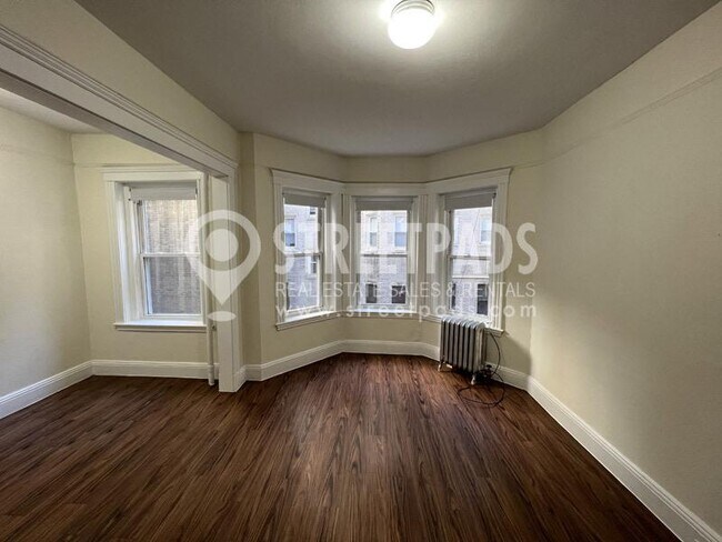 Foto del edificio - bedroom in Boston MA 02215