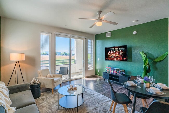 Foto del edificio - 9600 W Georgia Ave