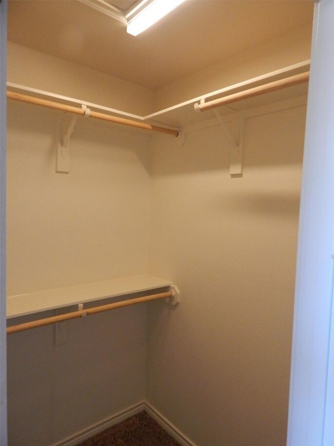 Foto del edificio - 3500 S. College 101