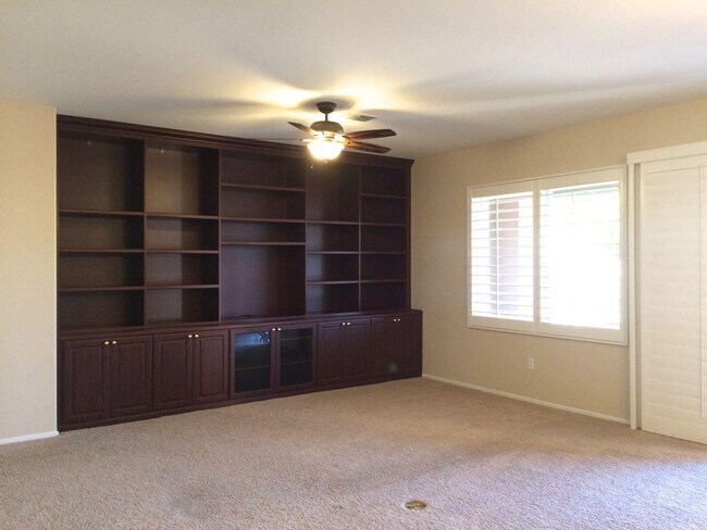 Building Photo - 39360 Mirage Cir