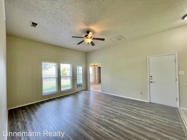 Building Photo - 3 br, 2 bath House - 2305 Woodlands Drive
