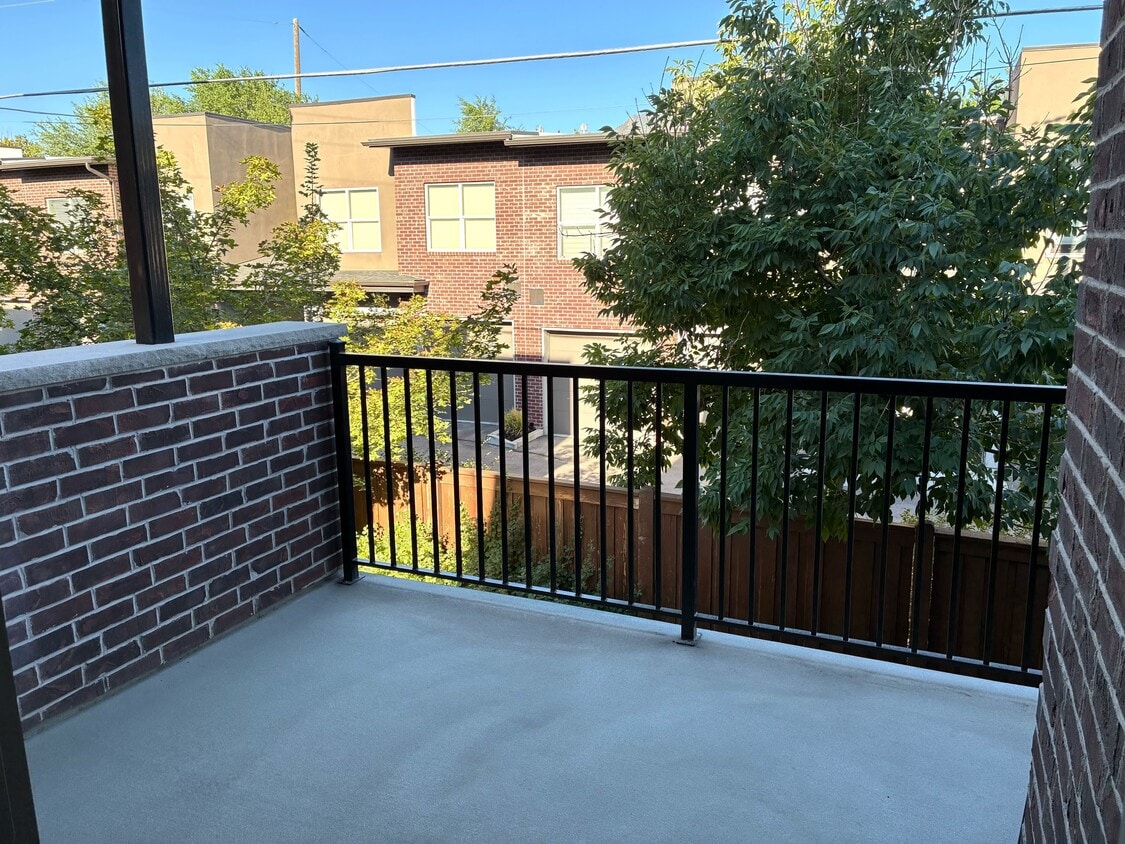 Photo - 3883 Komenda Ct (Millcreek, UT)