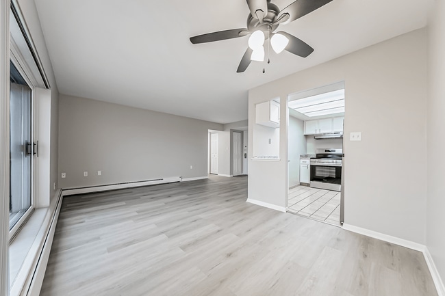 Building Photo - Clifton Park & Clifton House