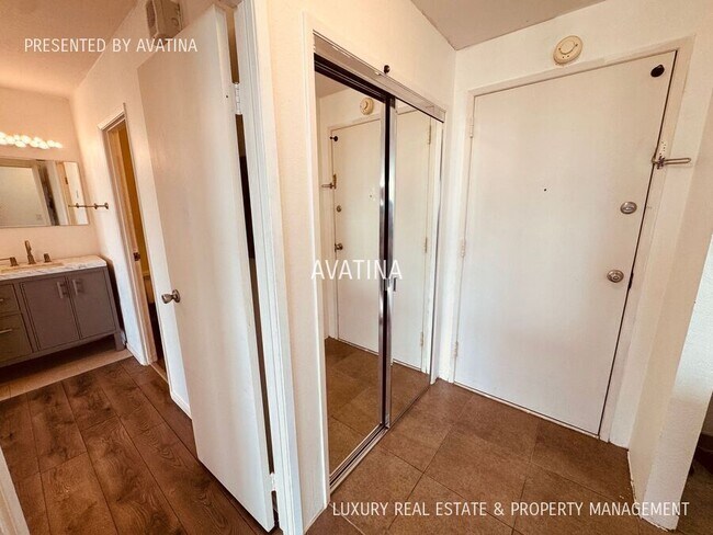 Building Photo - 1255 Nuuanu Ave