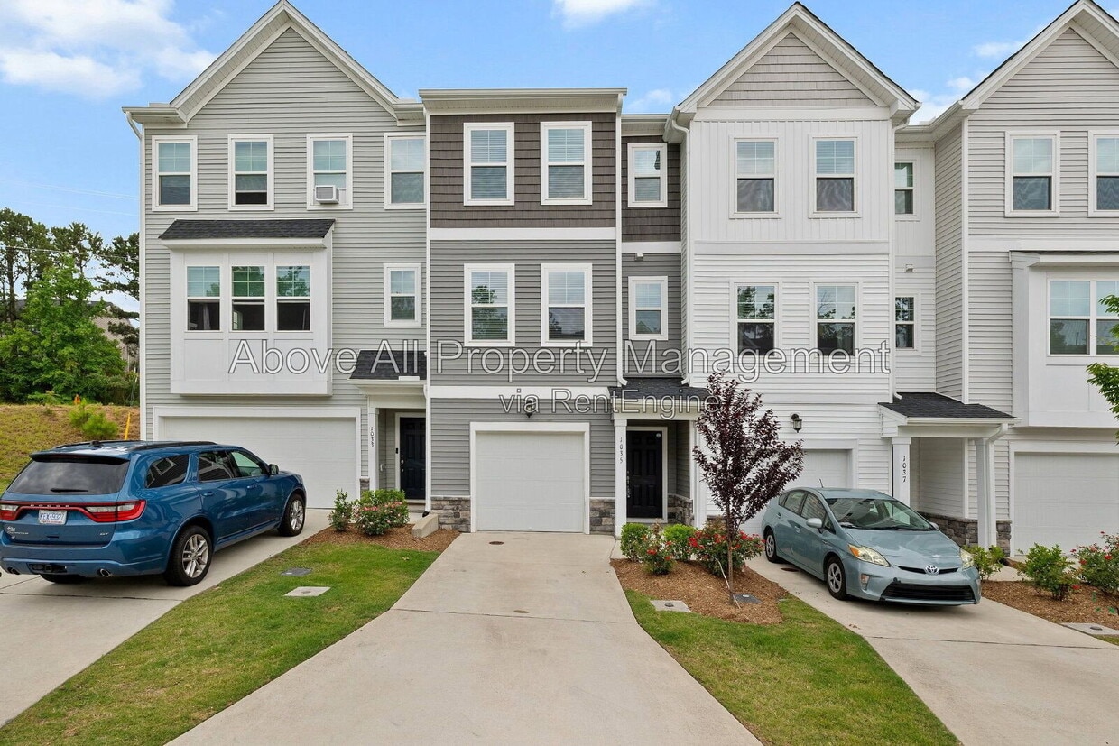 Photo - 1035 Shoreside Drive