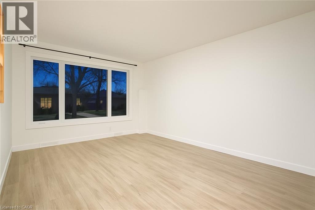 Photo du bâtiment - 62 Harold Ave