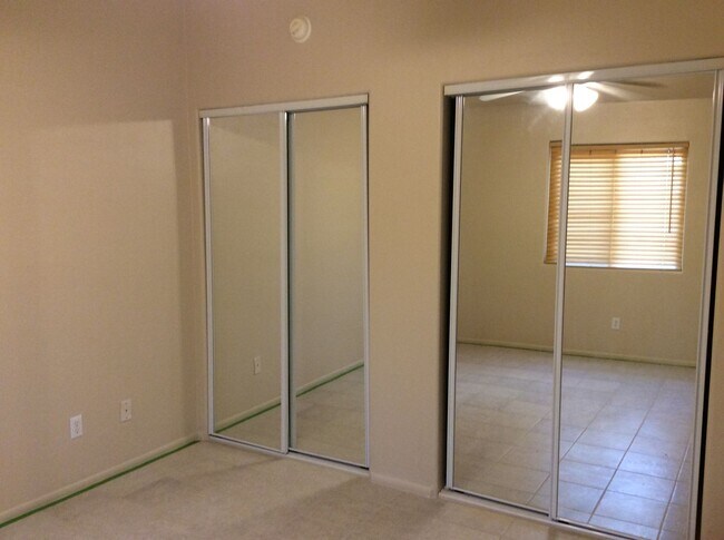 Foto del edificio - SHORT TERM RENTAL - APRIL - MID JULY