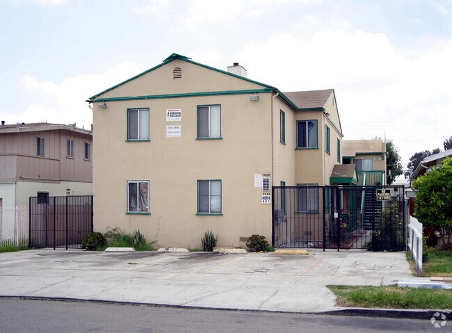 Building Photo - 4058-4064 36th St