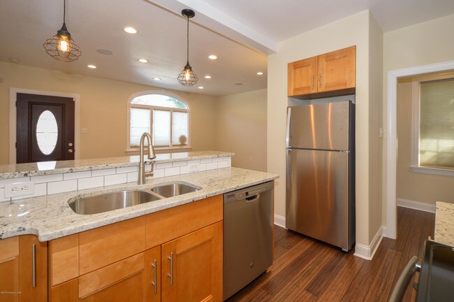 Foto del edificio - 347 Main St