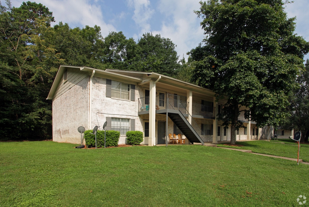 Primary Photo - Springmont Gardens Apartments