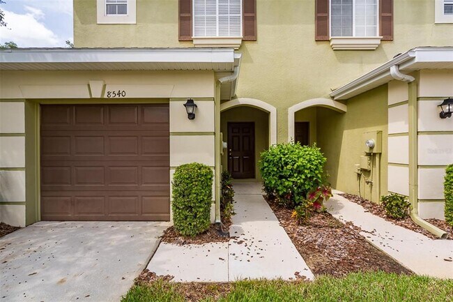 Building Photo - 8540 Trail Wind Dr