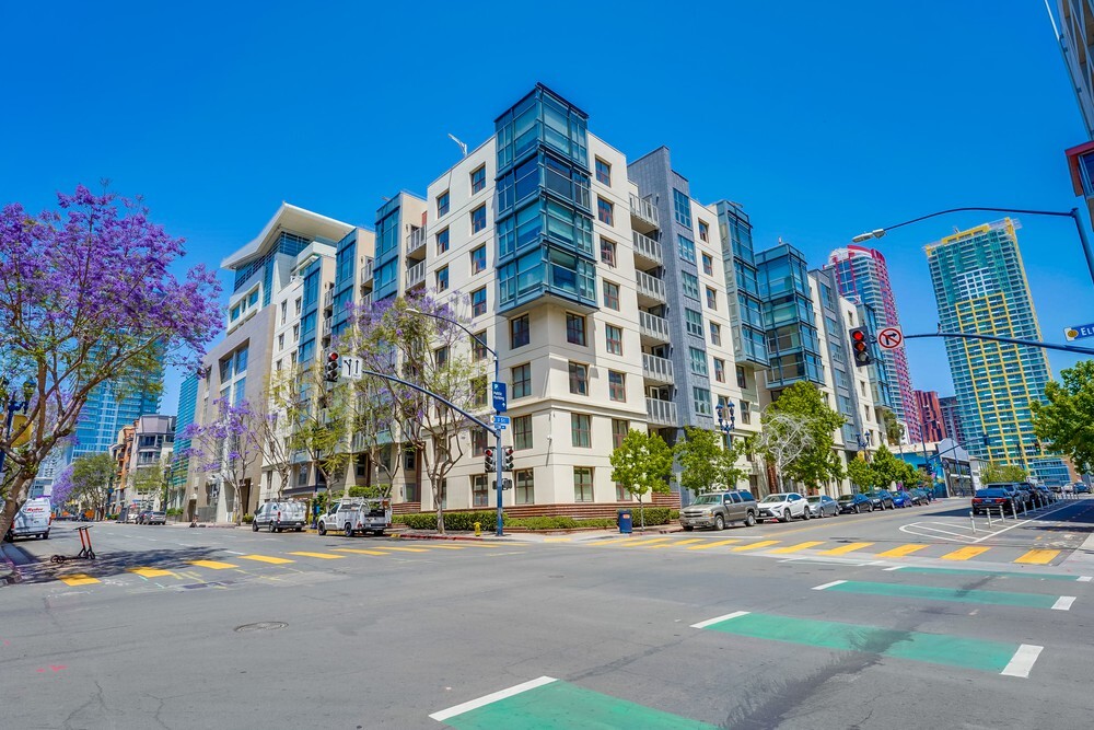 Foto principal - 1150 J St
