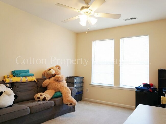 Building Photo - 3BR/2BA Townhouse - In Midtown Wilmington ...