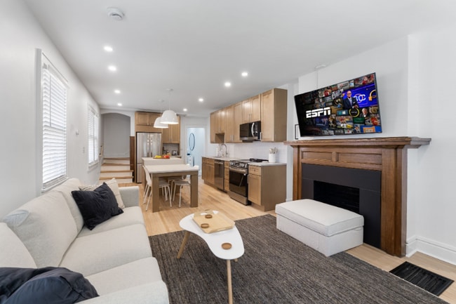 Building Photo - 1704-1706-1706 W 3rd Ave