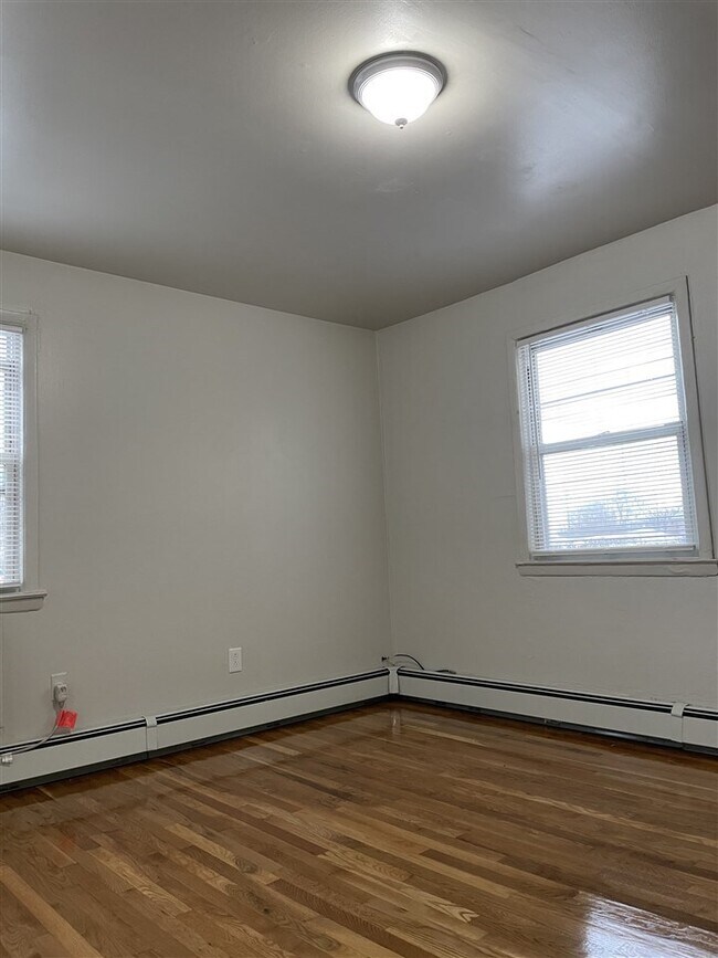 Building Photo - 1368 Paterson Plank Rd