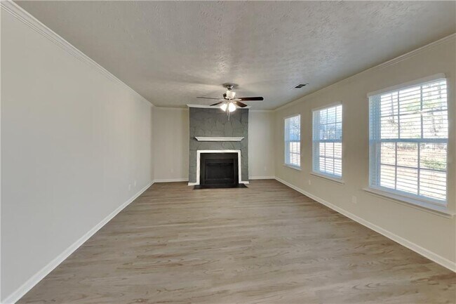 Foto del edificio - 19 Lakemoore Ct