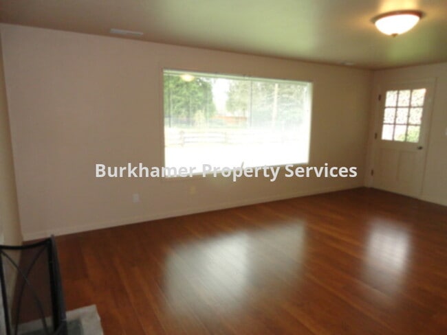 Building Photo - 706 Granada Rd