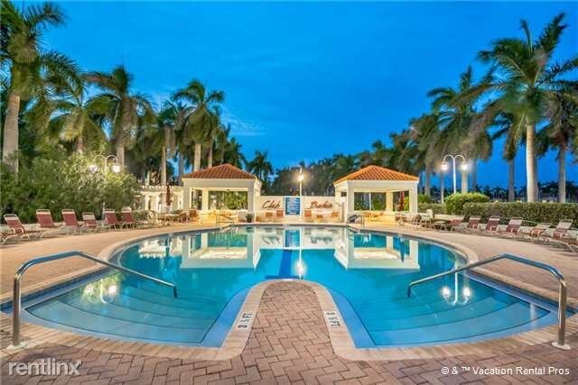 Building Photo - 5801 Bahia del Mar Cir