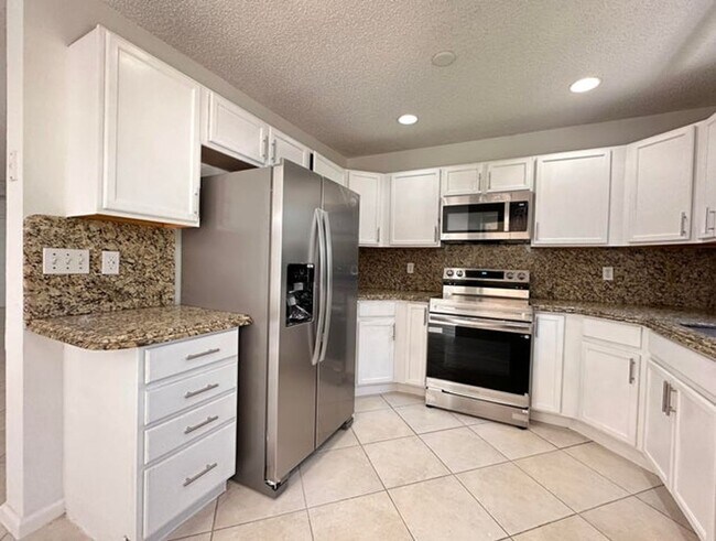 Foto del edificio - 703 Crosswinds Dr