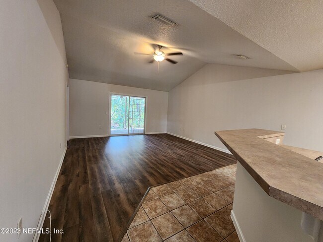 Foto del edificio - 1800 SW Grandview St