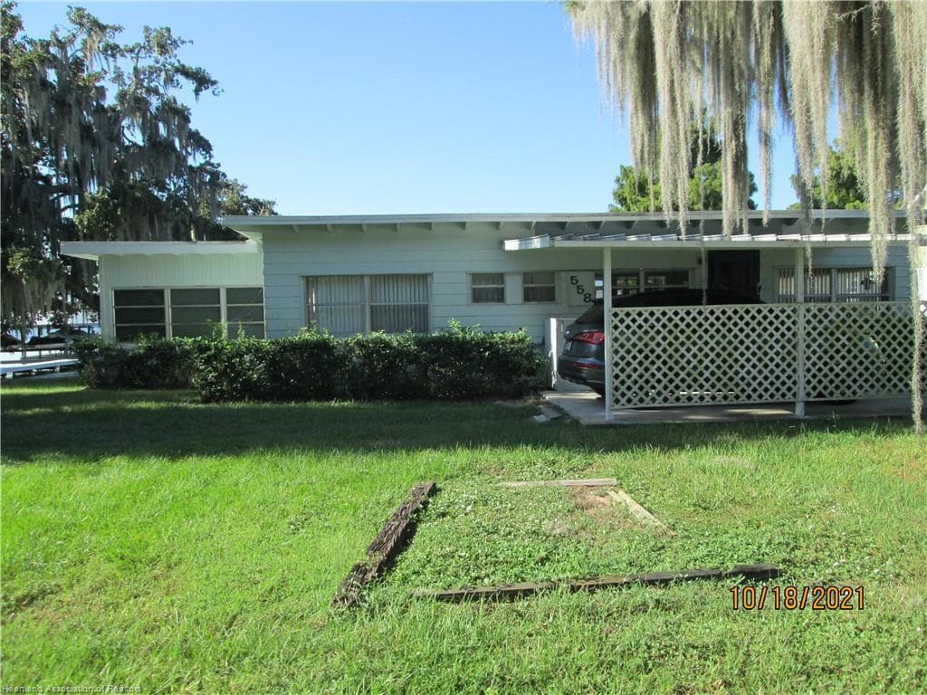 558 Lake June Rd, Lake Placid, FL 33852 House Rental in Lake Placid