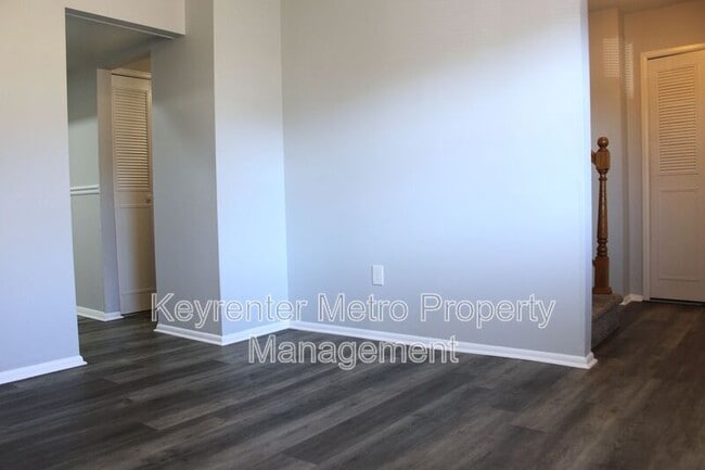 Foto del edificio - 12526 Woodstock Dr E