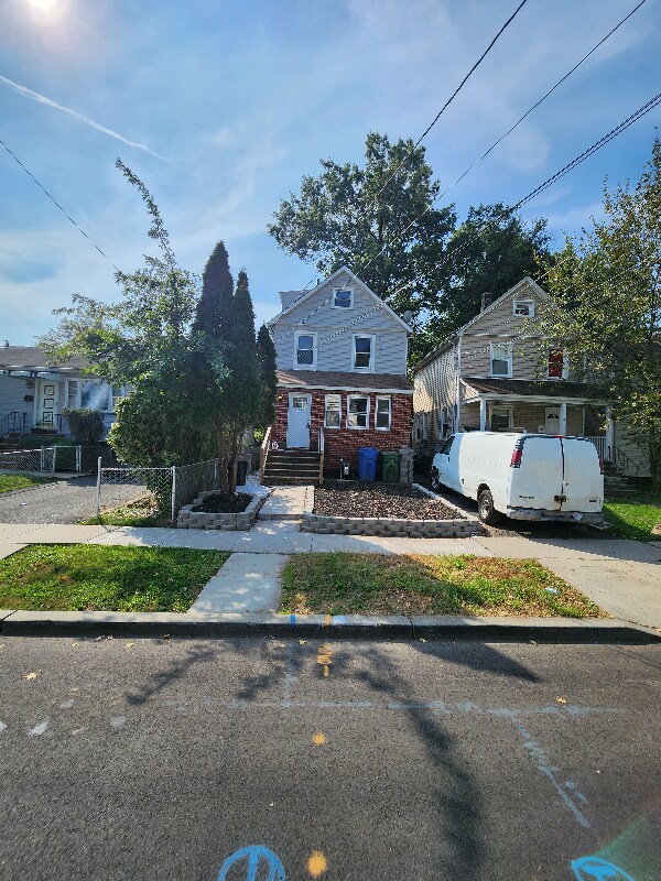 154 E 7th Ave, Roselle, NJ 07203 House Rental in Roselle, NJ