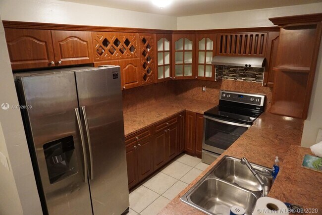 Building Photo - 8500 SW 149th Ave