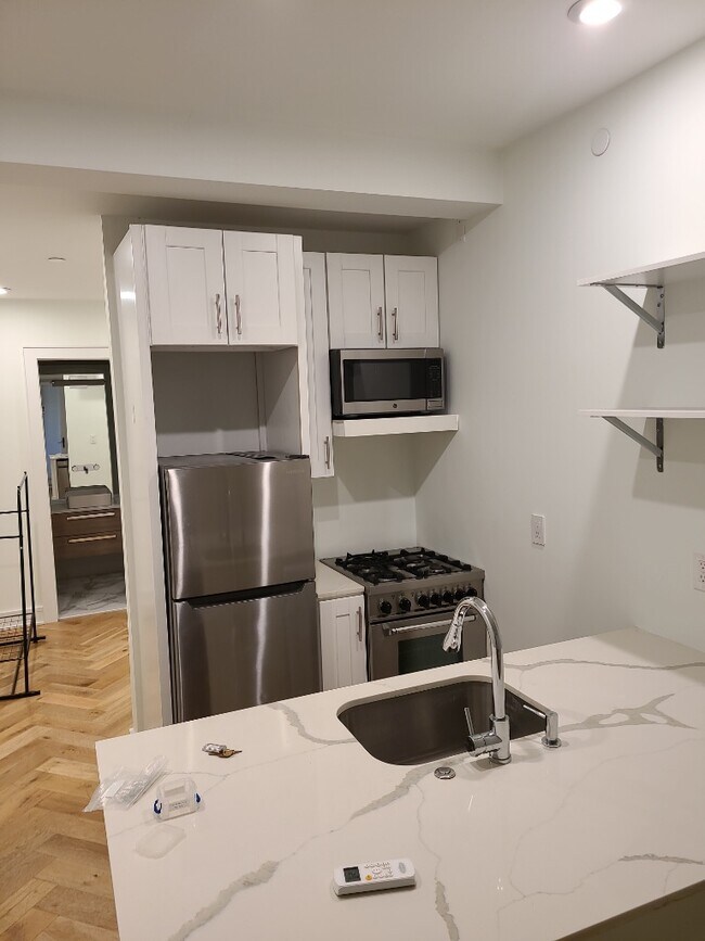 Foto del edificio - 1900 Biltmore St NW